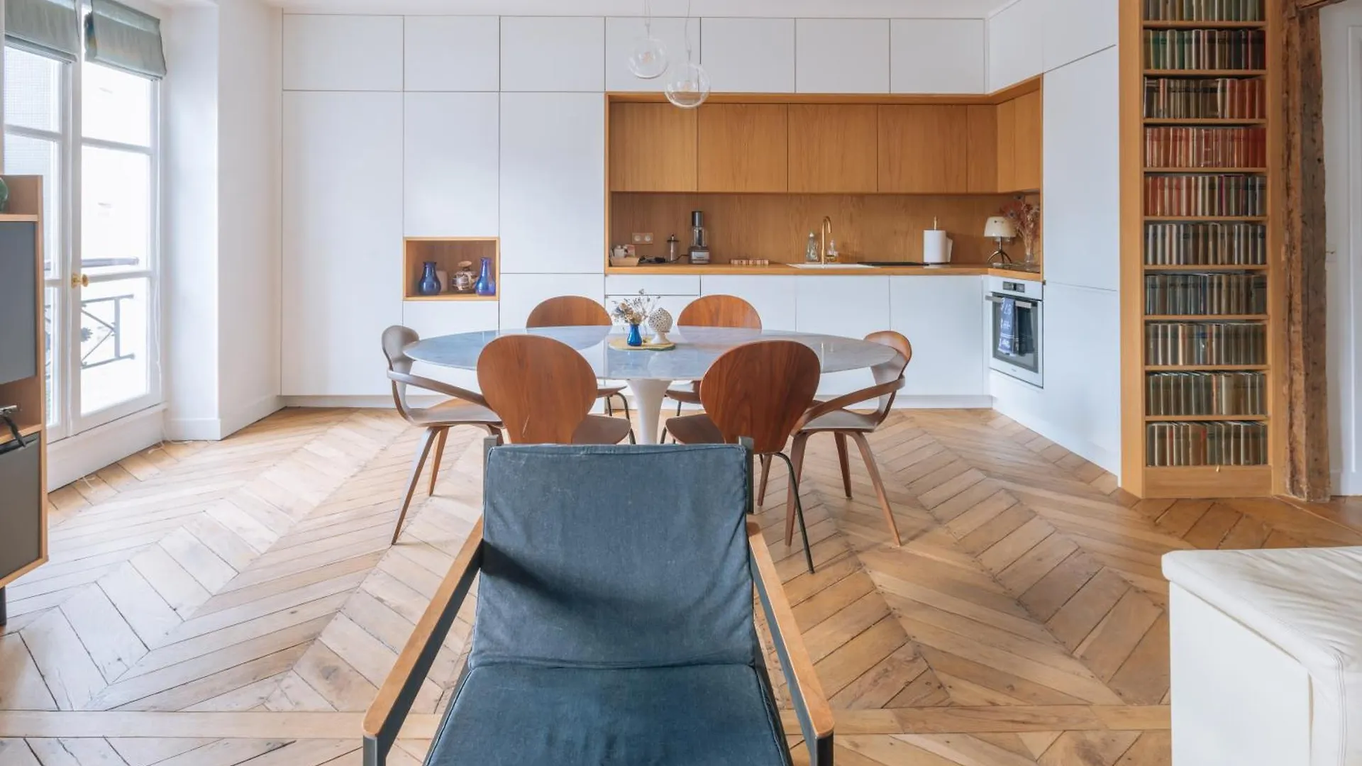 Modern Rustic-style 7th Arrondissement! * Párizs